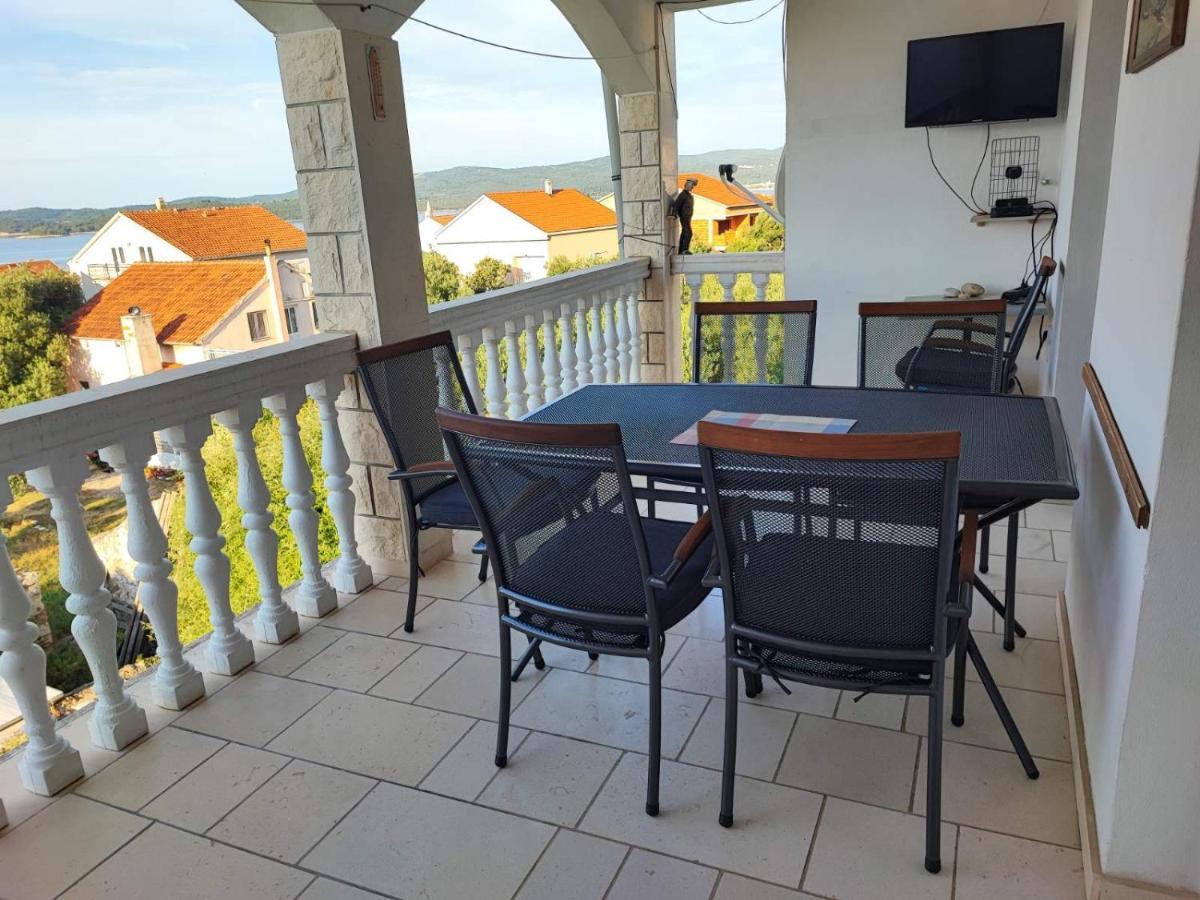 Apartments Dodik Orebić Eksteriør bilde