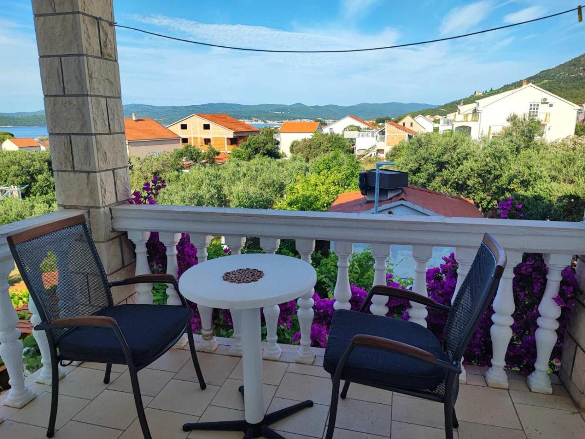 Apartments Dodik Orebić Eksteriør bilde